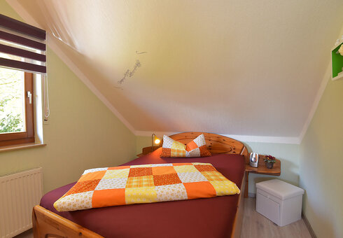 Schlafzimmer 2