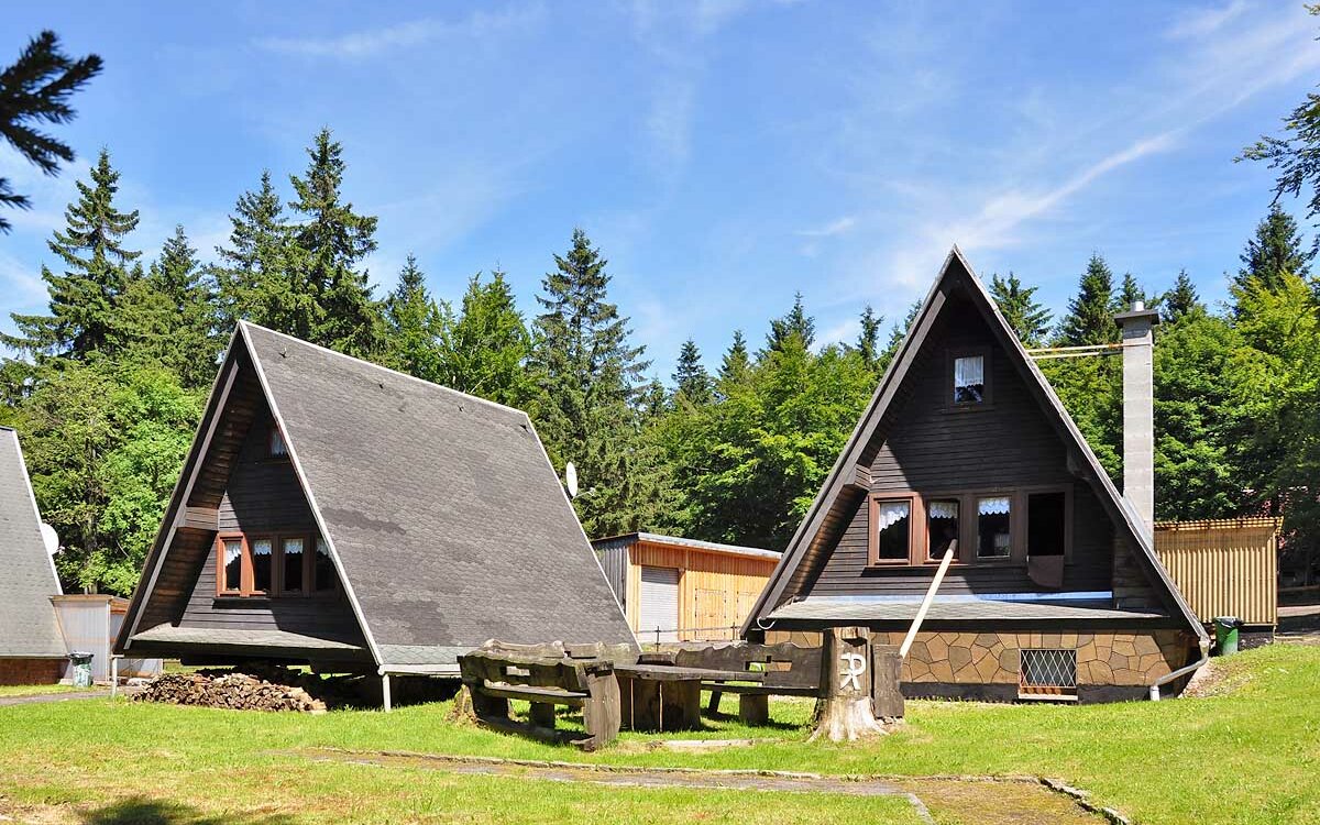 Ferienhaeuser-Rennsteighuetten-Brotterode-Panorama