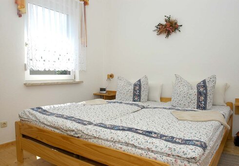 Blick in ein Schlafzimmer