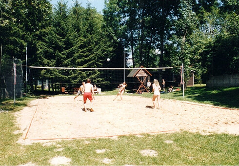 Beachvolleyball spielen