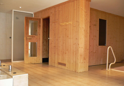 Wellnessbereich mit Sauna