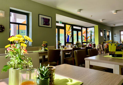 Cafe Bistro Allianzhaus