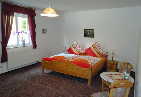 Blick in ein Gästezimmer