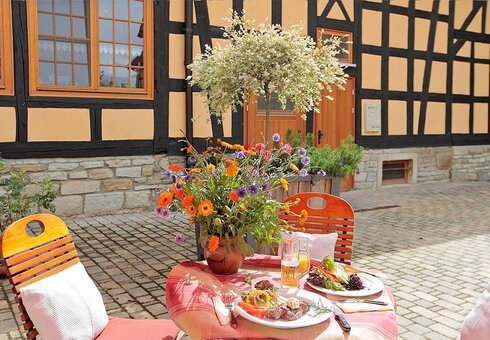 Terrasse im Hof