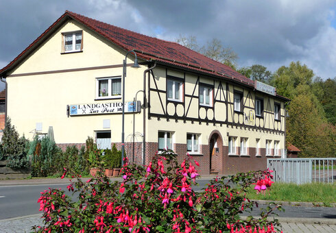 Landgasthof Zur Post. Almerswind