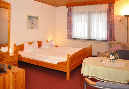 Blick in ein Gästezimmer