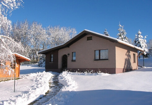 Ferienhaus Wiesenblick, Winteransicht