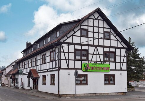 Gaststätte & Pension Schützenhof, Crock