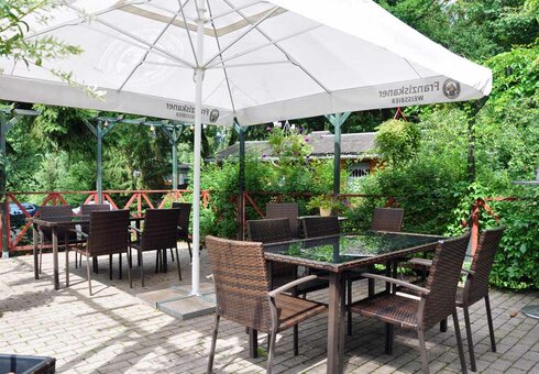 kleiner Biergarten