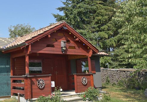 Heidihütte im Feriengarten Uhlmann