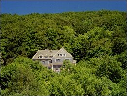 Die Simsonvilla auf dem Domberg