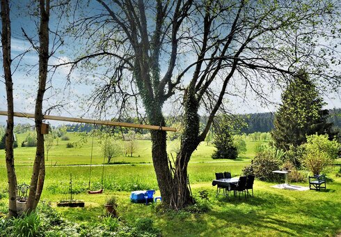 Garten mit Blick in die Natur