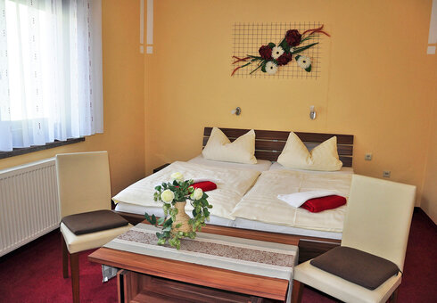 Blick in ein Doppelzimmer