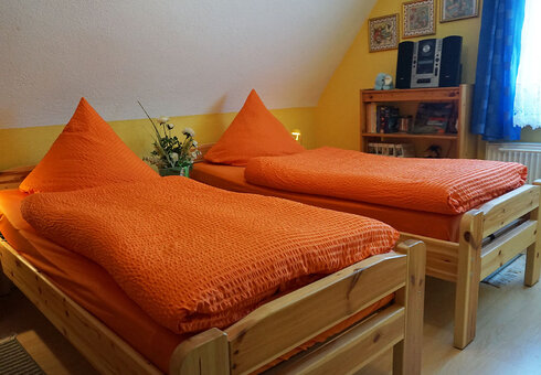 Blick in ein Schlafzimmer