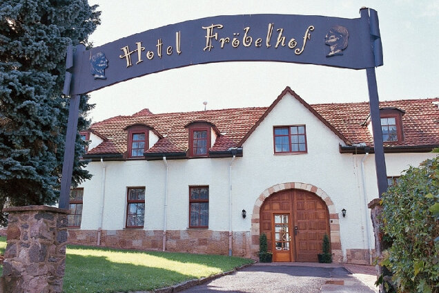 Hotel-Froebelhof-Bad-Liebenstein-Panorama