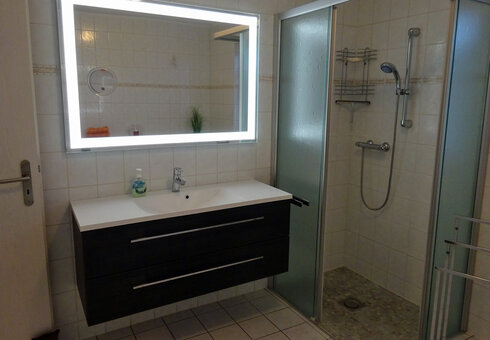 Blick in das Badezimmer