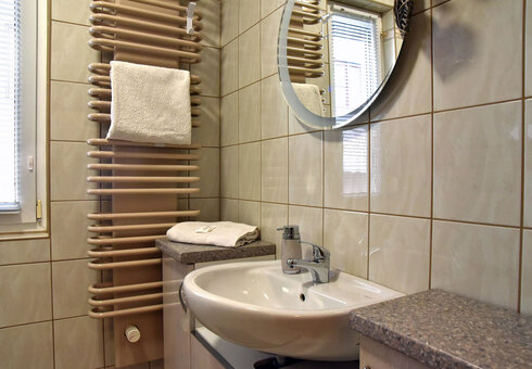 Dusche/WC im EG