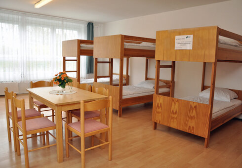 Blick in ein Mehrbettzimmer