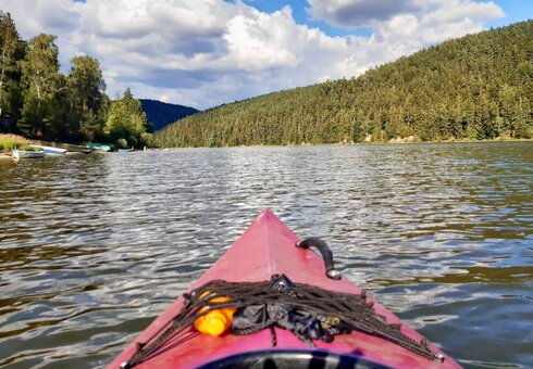 Kajak fahren auf der Bleilochtalsperre