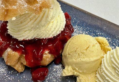 Cafe Bistro Allianzhaus