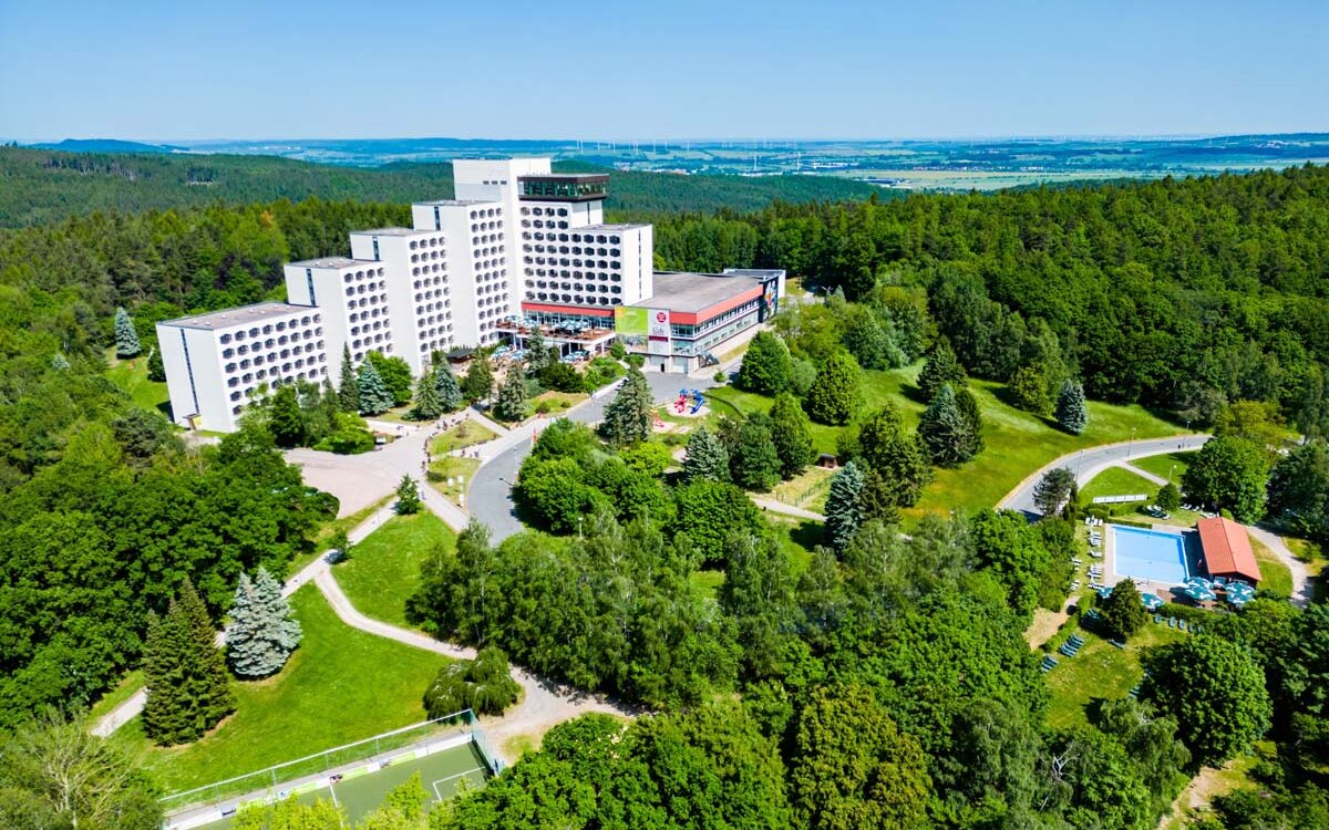 ahorn-berghhotel-friedrichroda-innen-panorama