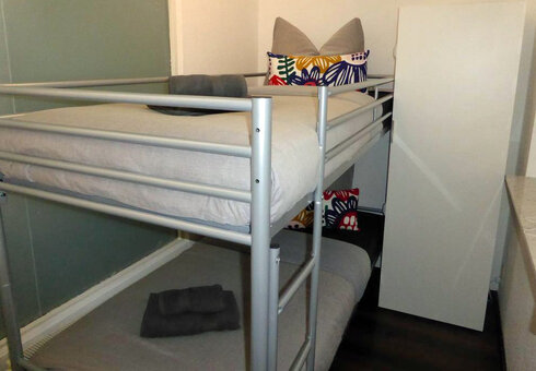 Schlafzimmer 2