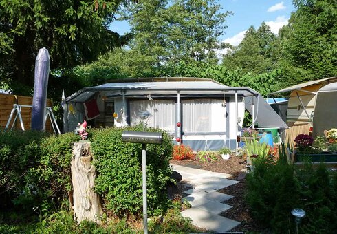 Campingplatz Am Schwimmbad
