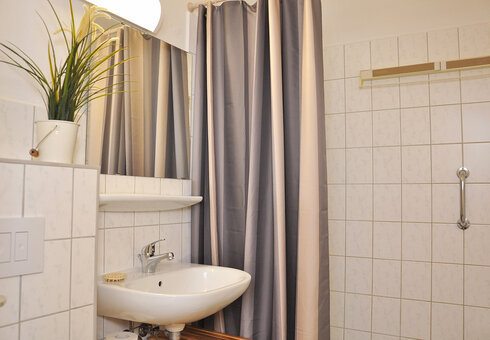 3-Raum-Maisonette Wohnung (Dusche / WC)