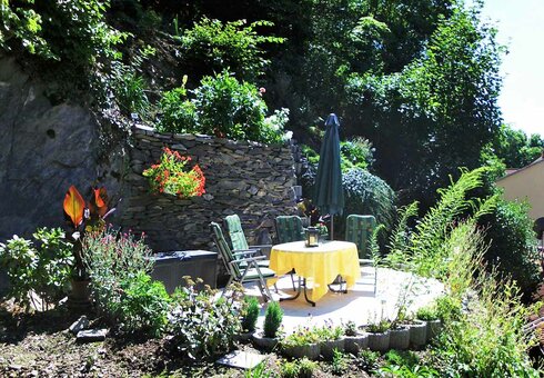 Terrasse mit Blick auf die Saale