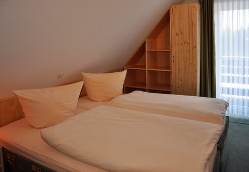 Ferienwohnung 4 (Schlafzimmer)