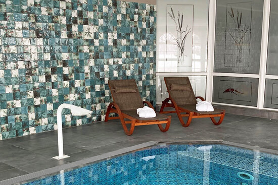 Innenpool Rennsteighotel Kammweg