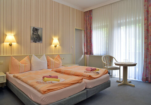Blick in ein Doppelzimmer