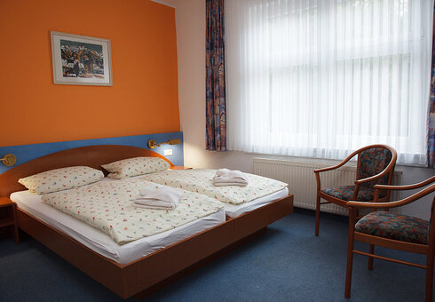 Blick in ein Doppelzimmer