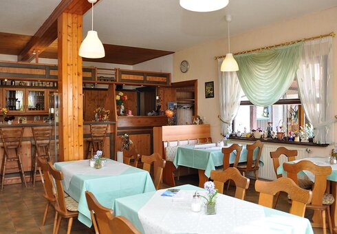 Restaurant mit Bar