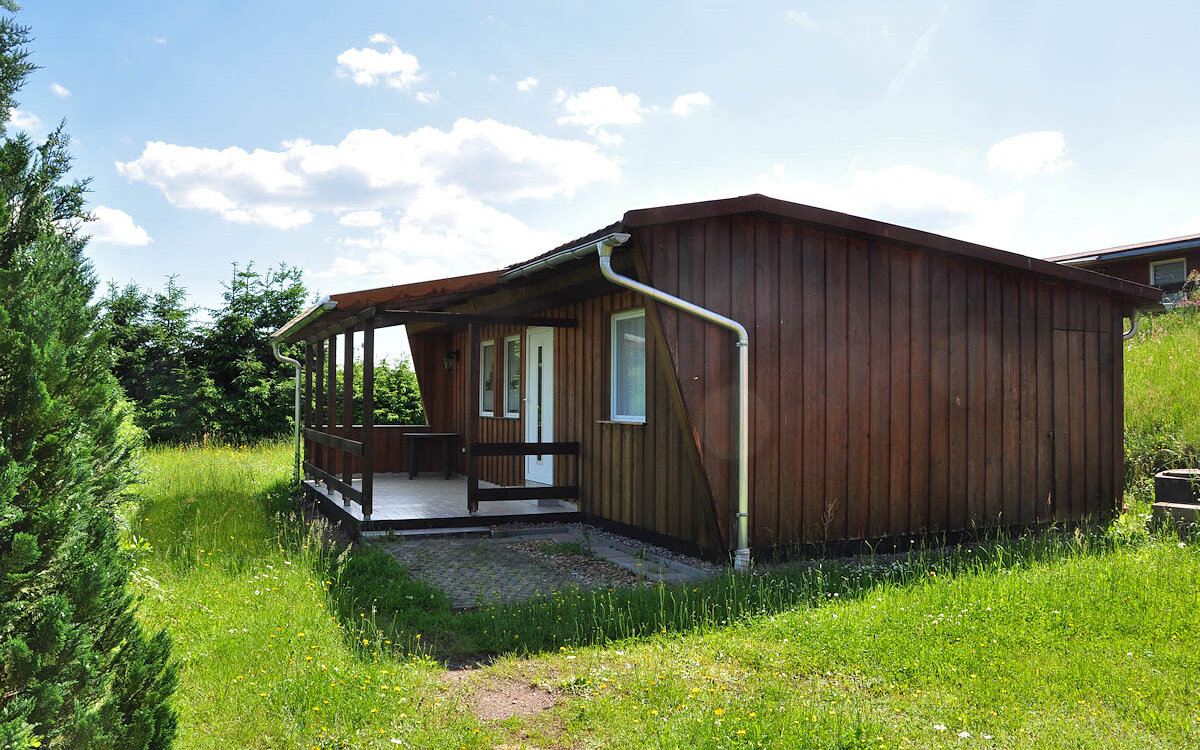 Bungalows-am-Waldbad-Breitenbach-Panorama