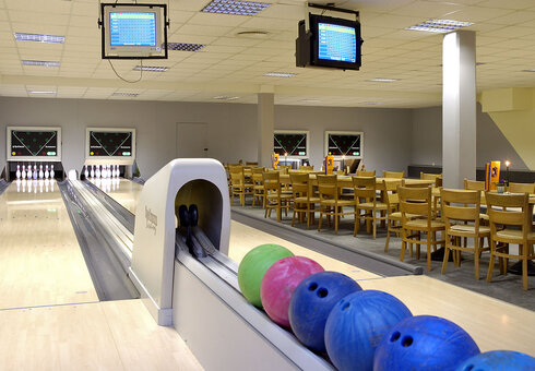 Die 4-Bahnen-Bowlinganlage