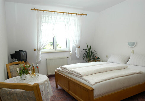 Blick in ein Gästezimmer