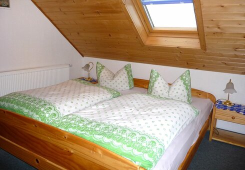 Blick in das Ferienhaus (Schlafzimmer)