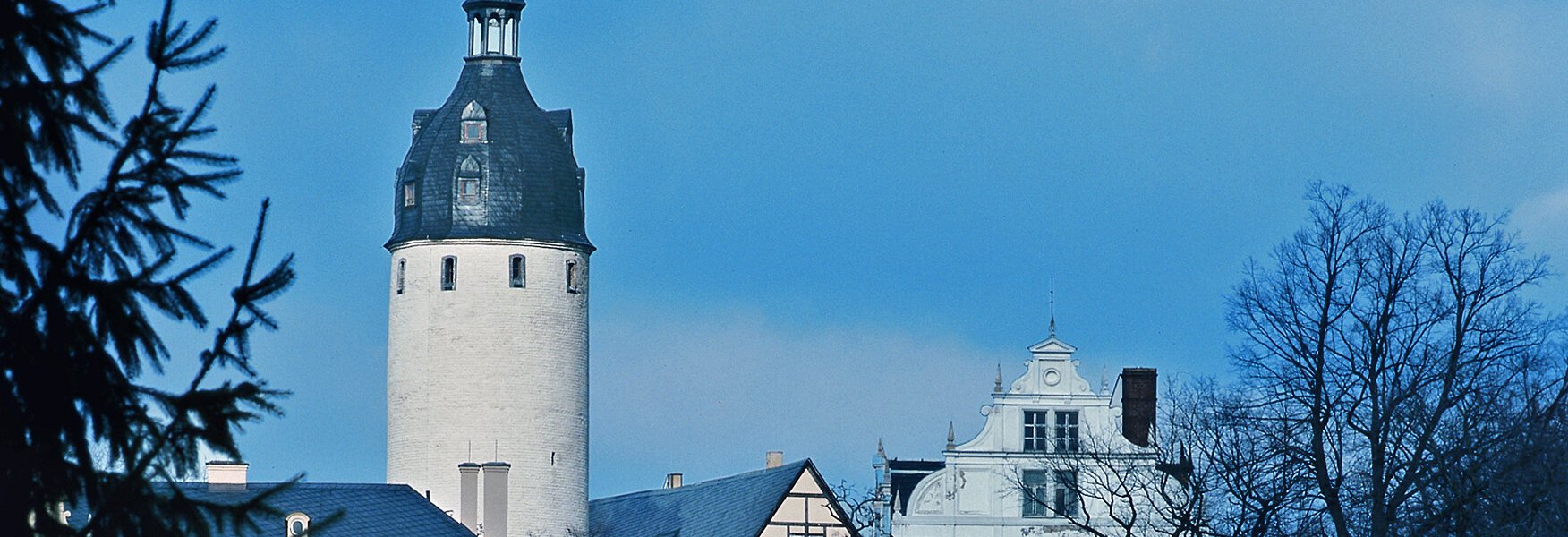 Flasche und Hausmannsturm