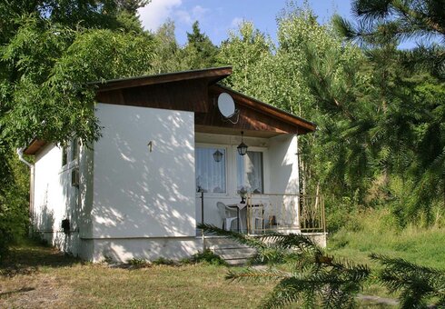 Ferienhaus auf dem Grundstück