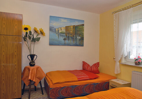 Blick in das Schlafzimmer