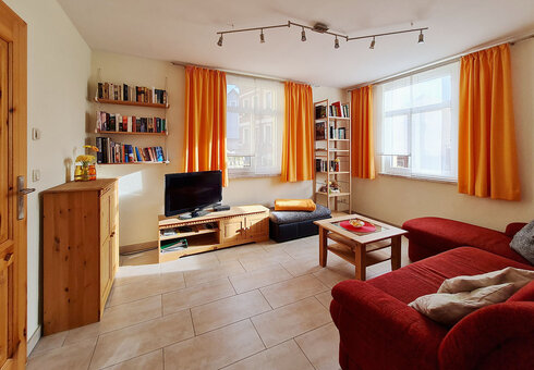 Ferienwohnung Orange (Wohnzimmer)