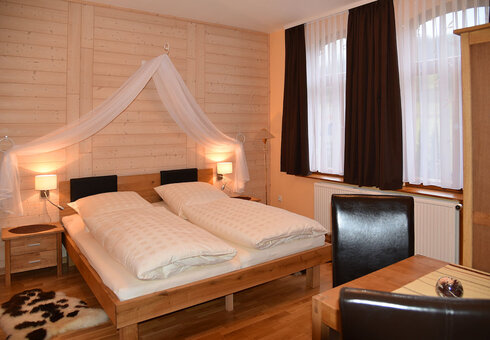 Blick in ein Schlafzimmer