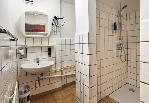 Blick in ein Badezimmer (Standard)