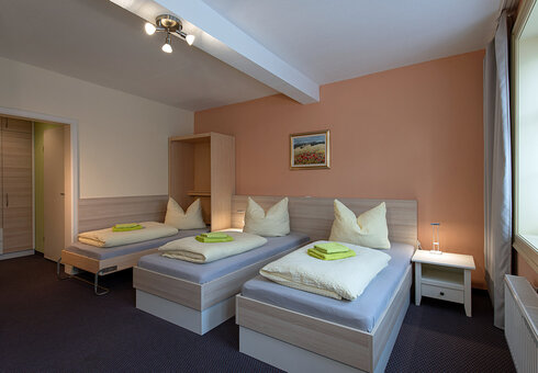 Blick in ein 3-Bett-Zimmer