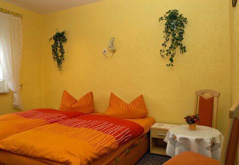 Blick in das Schlafzimmer