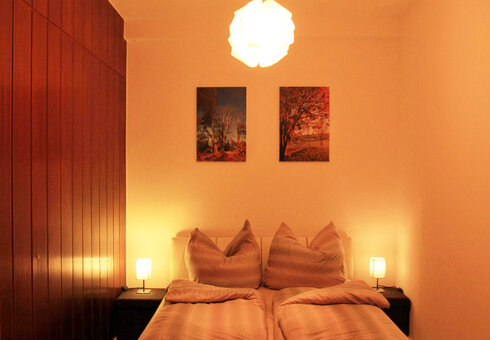 Schlafzimmer Fewo Zimmerberg