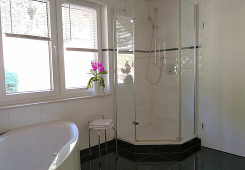 ... und Dusche