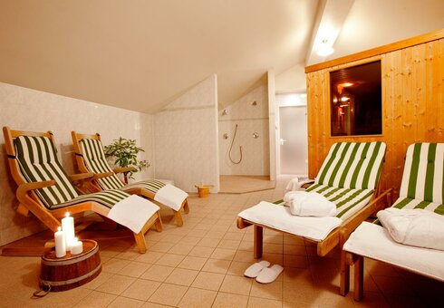 Sauna mit Ruheraum