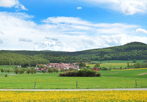 Blick auf Bernshauen in der Rhön